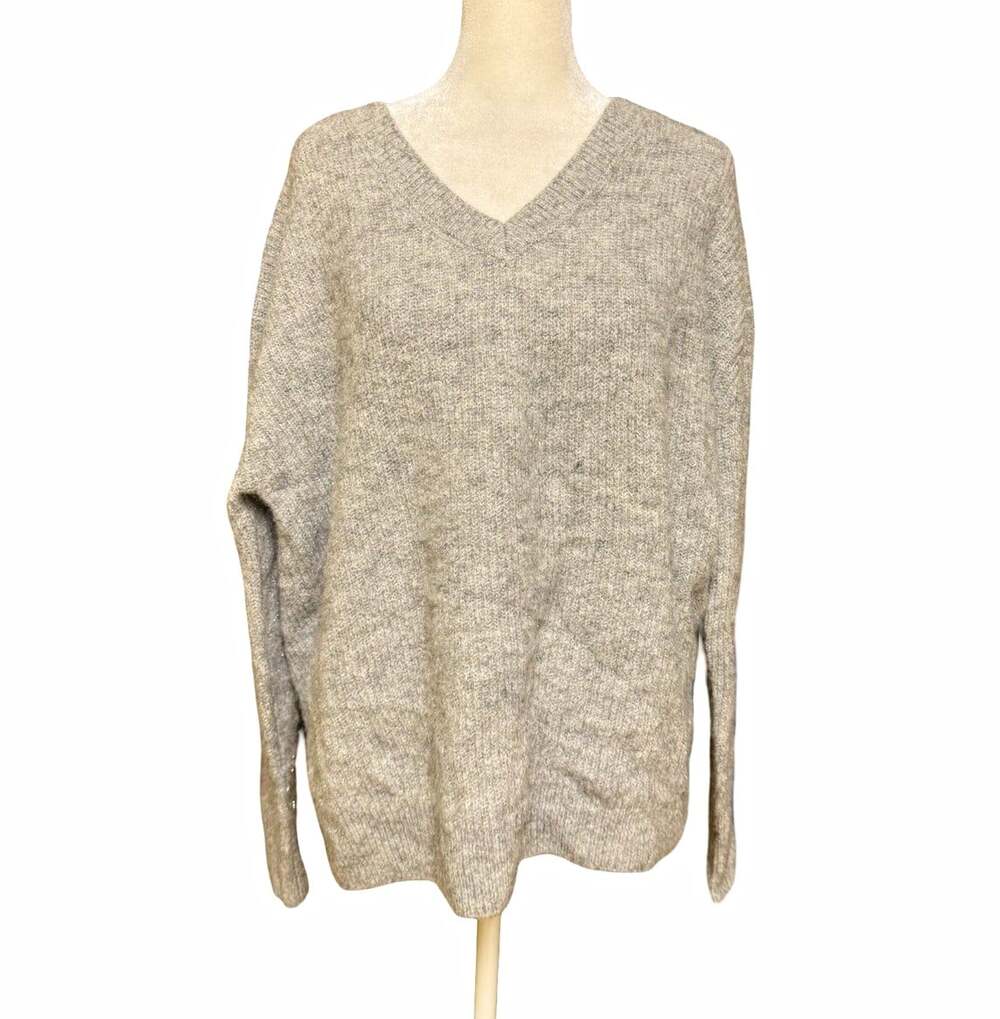 Nordstrom Gray Alpaca Blend Metallic Knit V-Neck Pullover Sweater Womens M